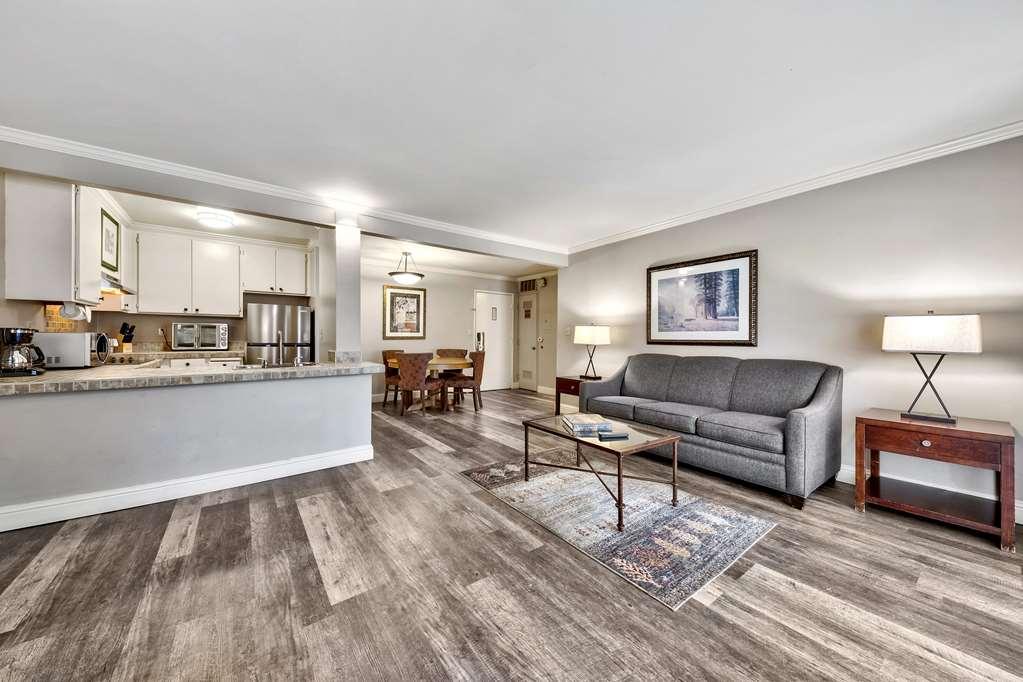 Forest Suites Resort South Lake Tahoe Room photo